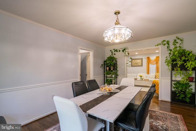 9907 ROSEWOOD HILL CIR, Vienna, VA 22182