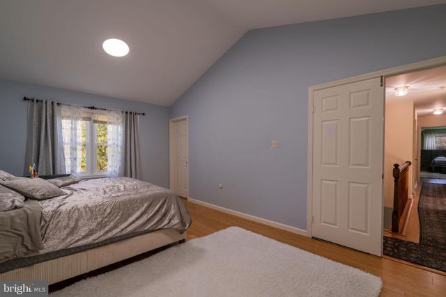 9907 ROSEWOOD HILL CIR, Vienna, VA 22182