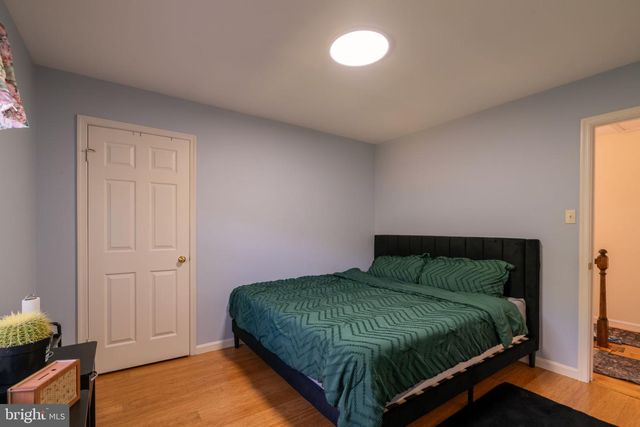 9907 ROSEWOOD HILL CIR, Vienna, VA 22182