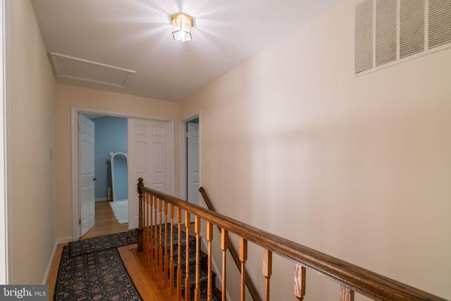 9907 ROSEWOOD HILL CIR, Vienna, VA 22182