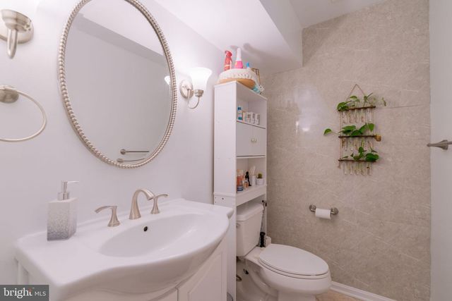 9907 ROSEWOOD HILL CIR, Vienna, VA 22182