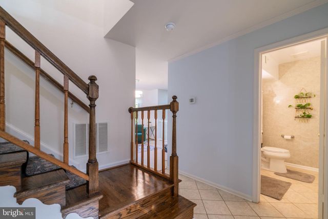 9907 ROSEWOOD HILL CIR, Vienna, VA 22182