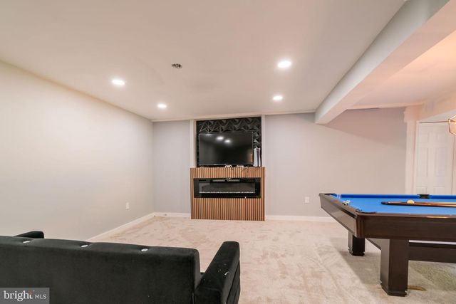 9907 ROSEWOOD HILL CIR, Vienna, VA 22182