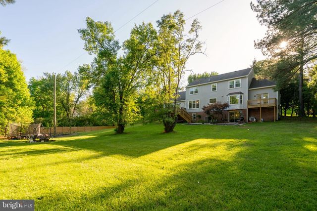 9907 ROSEWOOD HILL CIR, Vienna, VA 22182