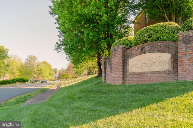 9907 ROSEWOOD HILL CIR, Vienna, VA 22182