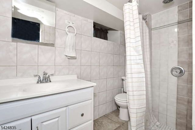 266 Coolidge Ave, Englewood City, NJ 07631