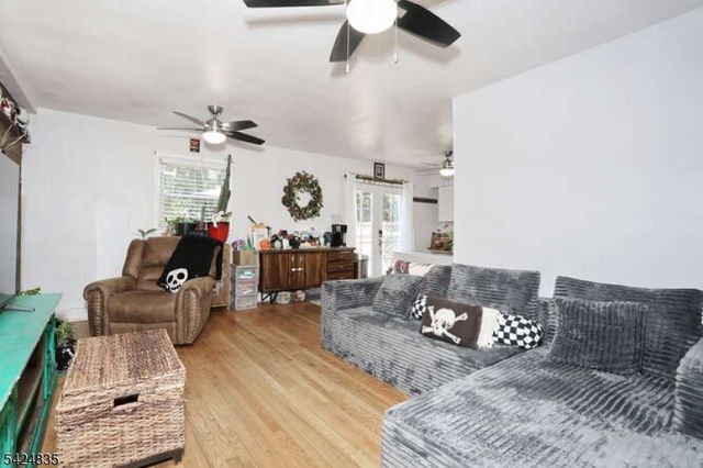 266 Coolidge Ave, Englewood City, NJ 07631