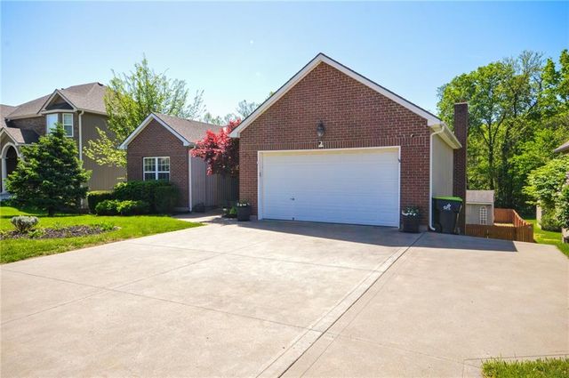 19613 E 11th Terrace, Independence, MO 64056