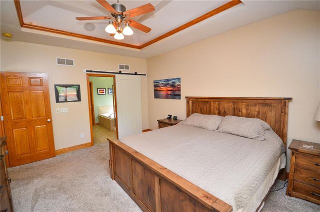 19613 E 11th Terrace, Independence, MO 64056