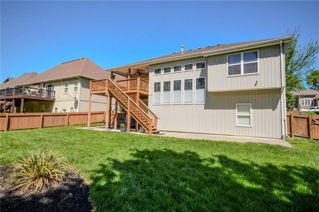 19613 E 11th Terrace, Independence, MO 64056