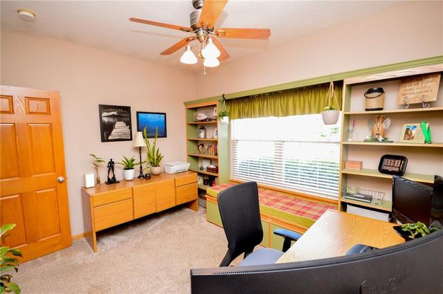 19613 E 11th Terrace, Independence, MO 64056