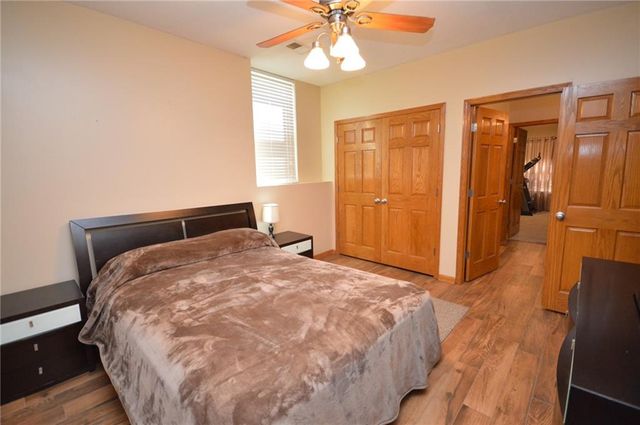 19613 E 11th Terrace, Independence, MO 64056