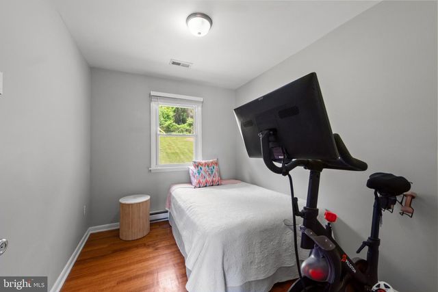 3242 LINEBORO RD, Manchester, MD 21102