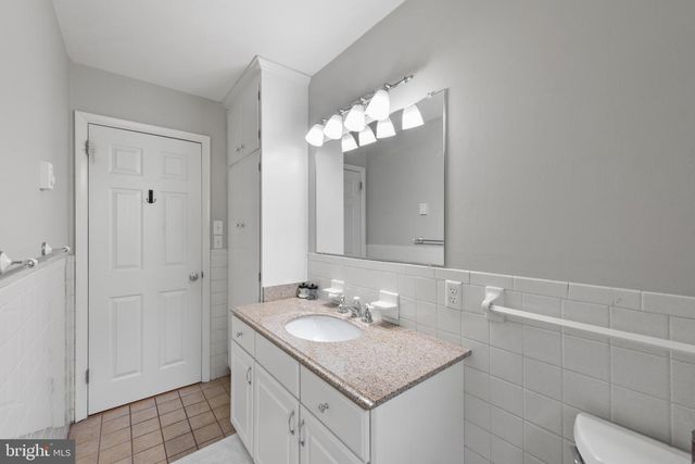 3242 LINEBORO RD, Manchester, MD 21102
