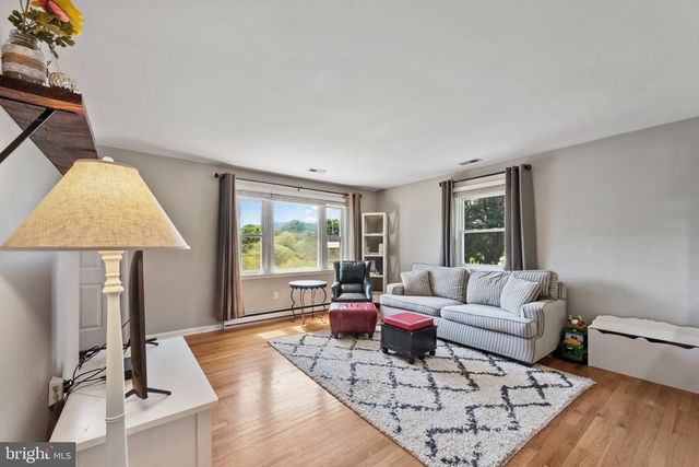 3242 LINEBORO RD, Manchester, MD 21102
