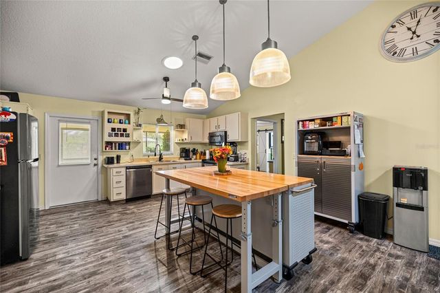 2535 NE 8TH AVENUE, Ocala, FL 34470