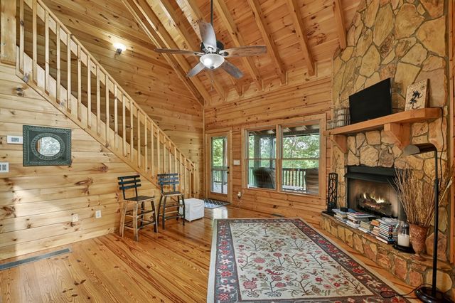 782 Scenic Mountain View Road, Blue Ridge, GA 30513