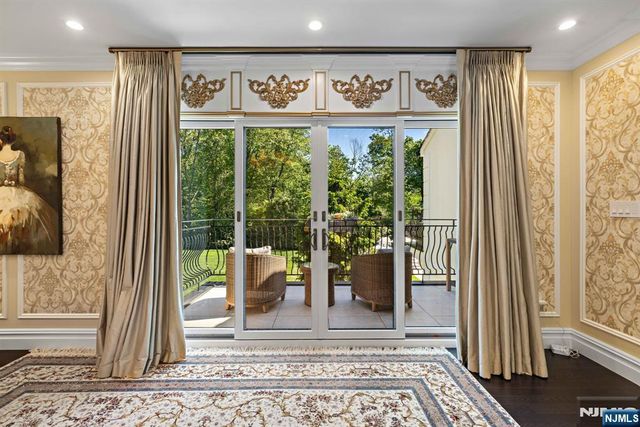 354 W Grand Avenue, Montvale, NJ 07645