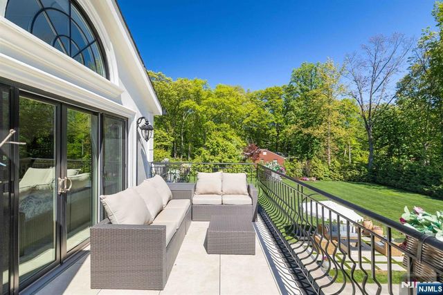 354 W Grand Avenue, Montvale, NJ 07645