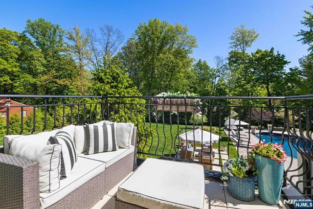 354 W Grand Avenue, Montvale, NJ 07645