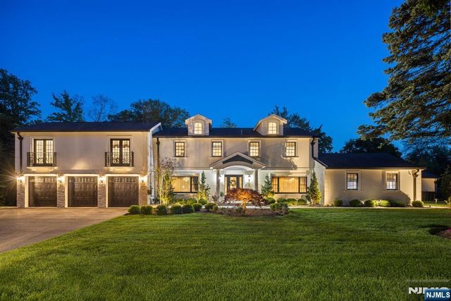 354 W Grand Avenue, Montvale, NJ 07645