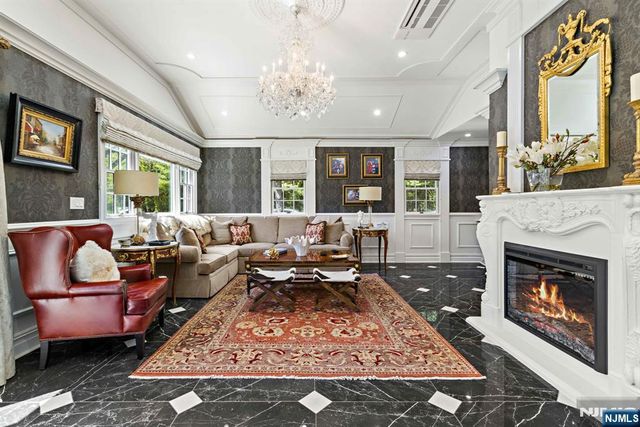 354 W Grand Avenue, Montvale, NJ 07645