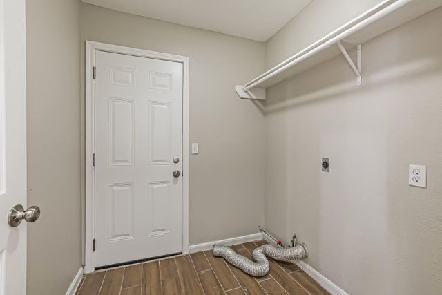 7406 Echo Pines Drive, Humble, TX 77346