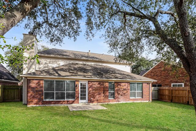 7406 Echo Pines Drive, Humble, TX 77346
