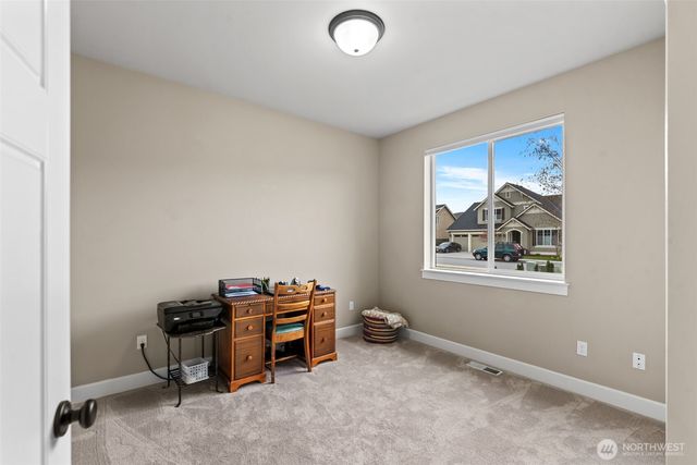 1747 S Blanchard Loop, East Wenatchee, WA 98802