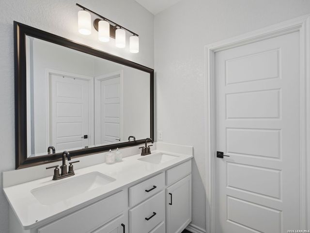 4815 Via Sonoma Trail, Converse, TX 78109