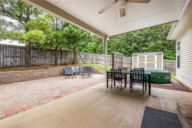 27 S Happy Hollow Road, Fayetteville, AR 72701
