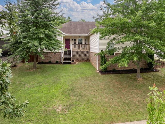 27 S Happy Hollow Road, Fayetteville, AR 72701