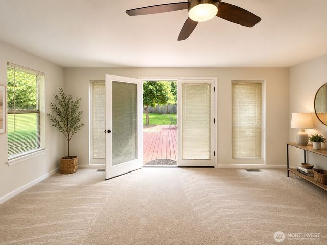 11210 133rd Avenue SE, Rainier, WA 98576