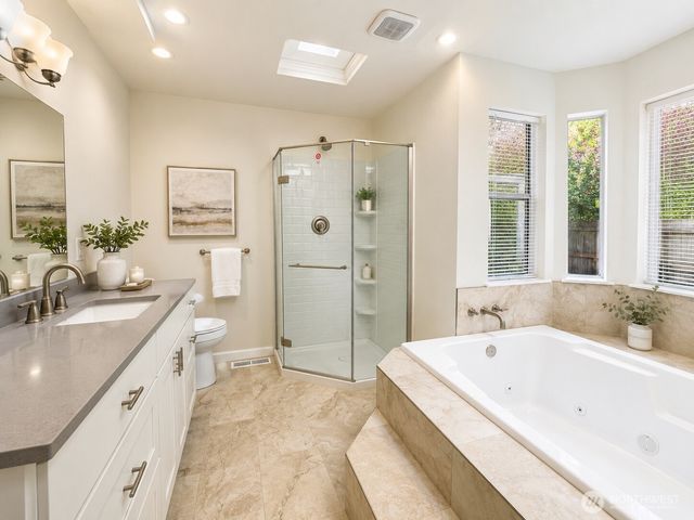 11210 133rd Avenue SE, Rainier, WA 98576
