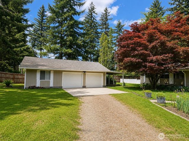 11210 133rd Avenue SE, Rainier, WA 98576