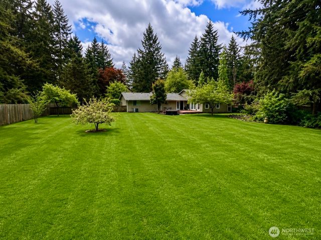 11210 133rd Avenue SE, Rainier, WA 98576