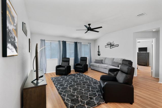 807 Clarence Bohls LN, Pflugerville, TX 78660