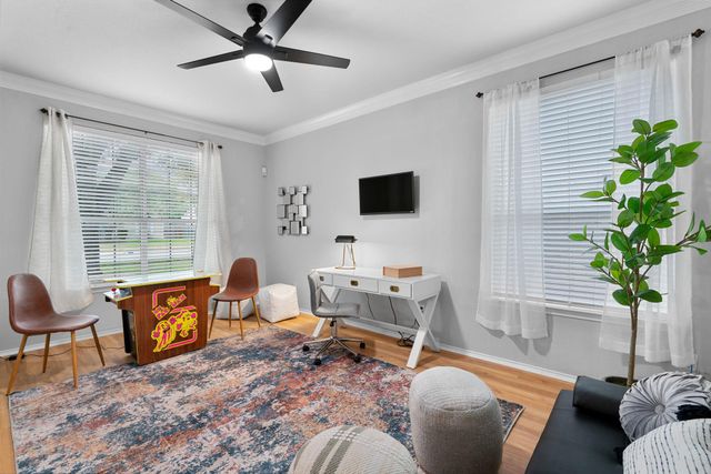 807 Clarence Bohls LN, Pflugerville, TX 78660