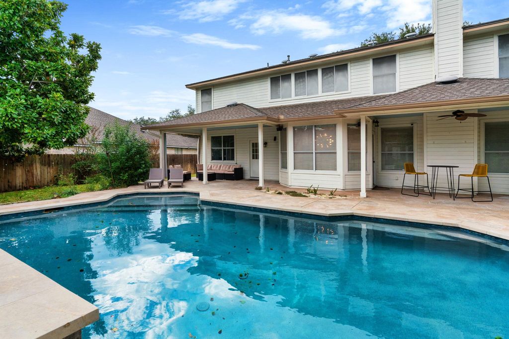 807 Clarence Bohls LN, Pflugerville, TX 78660