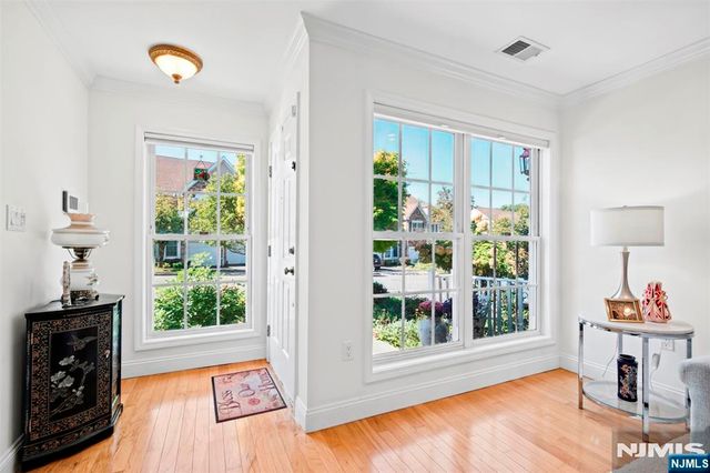 45 Magnolia Way, North Haledon, NJ 07508
