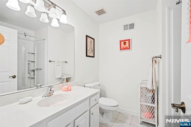 45 Magnolia Way, North Haledon, NJ 07508