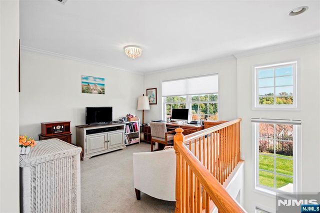 45 Magnolia Way, North Haledon, NJ 07508