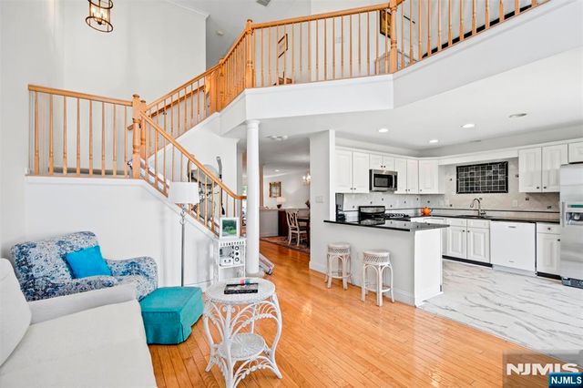 45 Magnolia Way, North Haledon, NJ 07508