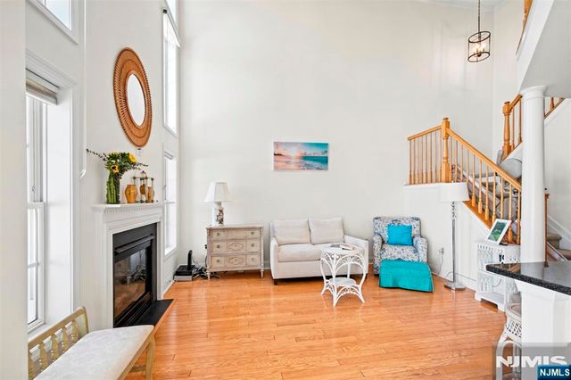 45 Magnolia Way, North Haledon, NJ 07508