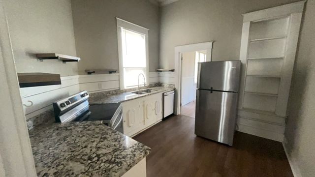 2109 Highland Avenue, Shreveport, LA 71104