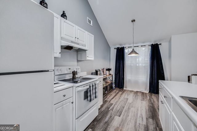 220 Parkview Court, Savannah, GA 31419