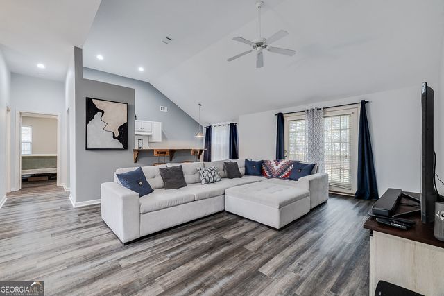 220 Parkview Court, Savannah, GA 31419