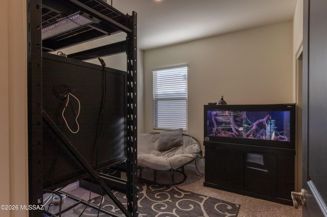 6860 W Jadewood Lane, Tucson, AZ 85757