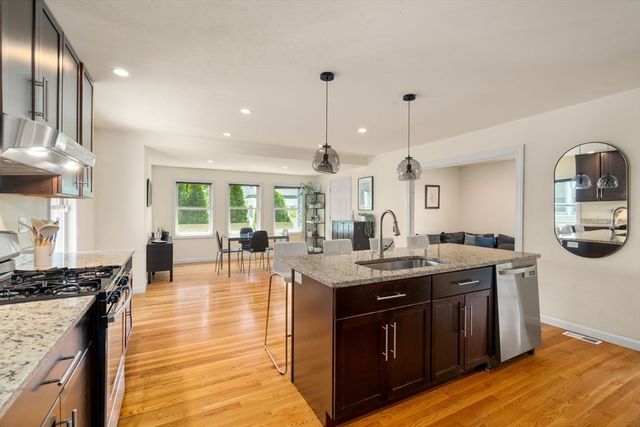 60 French St, Quincy, MA 02171
