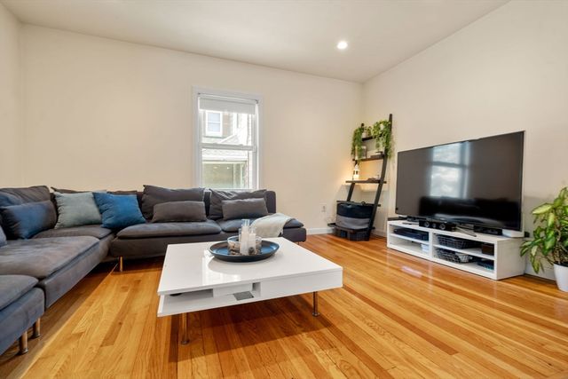 60 French St, Quincy, MA 02171